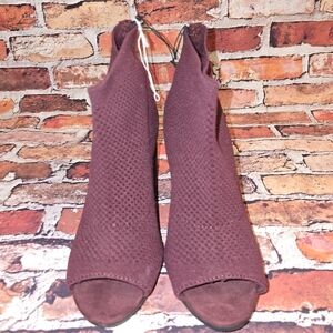 Seven Dials Burgundy Women's  Open Toe Chunky Heels Size 7